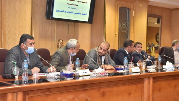 محافظ أسيوط