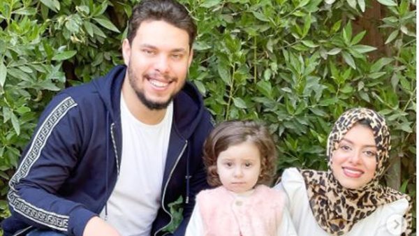 احمد حسن وزينب