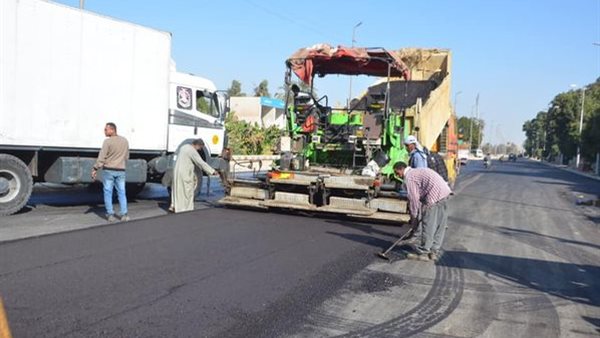 جانب من أعمال رصف