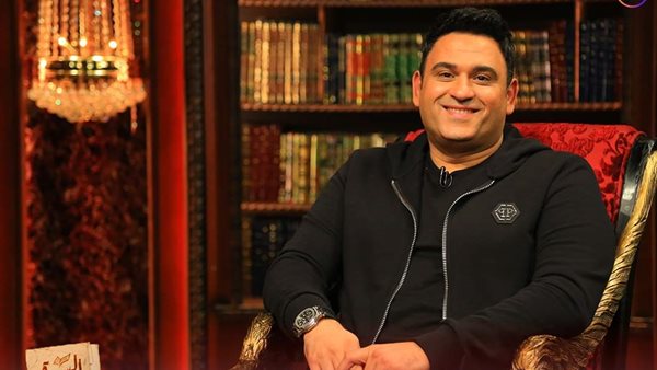 الفنان أكرم حسني