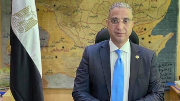  الدكتور أحمد الأنصاري