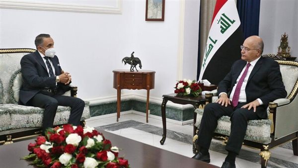 رئيس العراق مع سفير