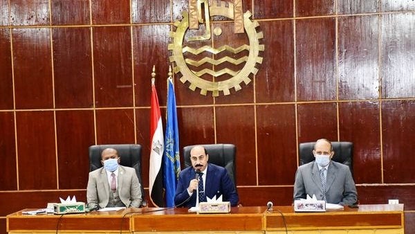  محافظ أسوان