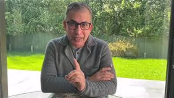 الدكتور أحمد المشتت