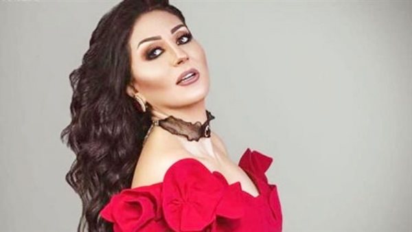 الفنانه وفاء عامر