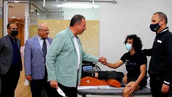 محمود الخطيب يطمئن