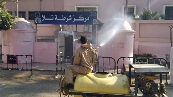 رش وتطهير الشوارع