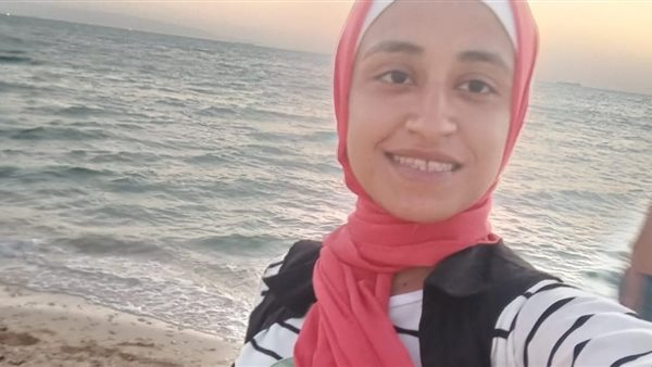 فتاة النزهة 