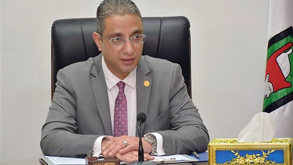 أحمد الأنصاري ـ محافظ