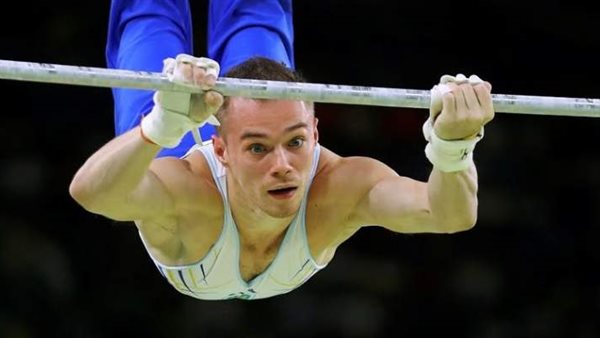 أوليج فارنياييف البطل