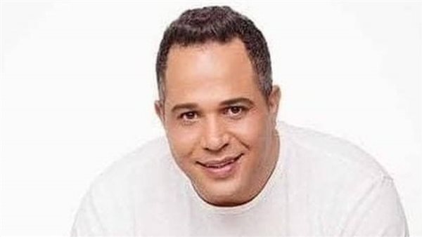 الفنان مصطفى درويش