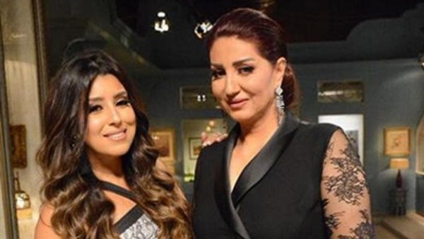 وفاء وايتن عامر 