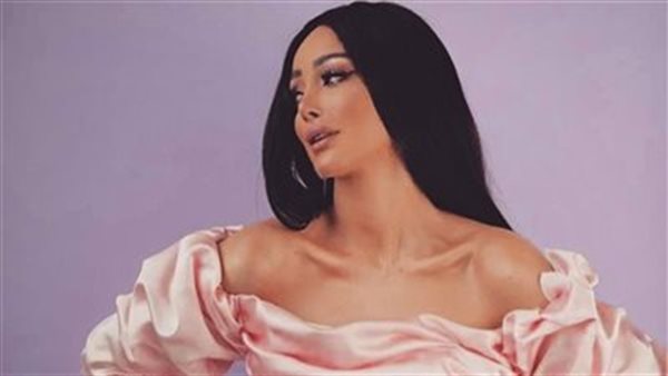  الفنانة بسمة بوسيل