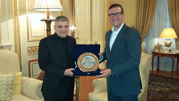 الفريق أسامة ربيع