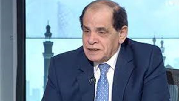  الدكتور صلاح فوزي