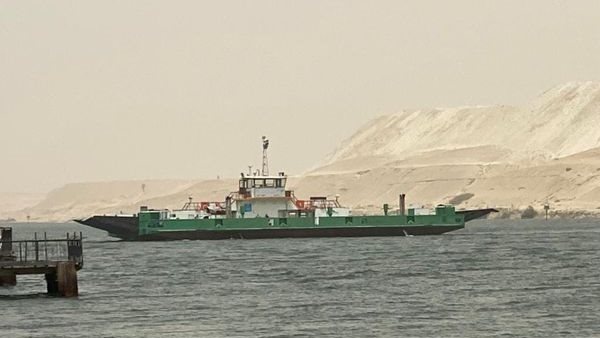 صورة من قناة السويس