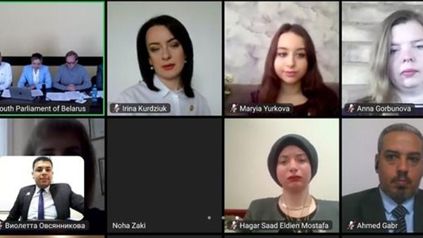 صورة من الحدث