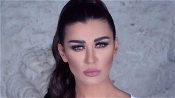 نادين الراسي بعد وفاة شقيقها: عملت تجميل بسبب اللي مريت بيه