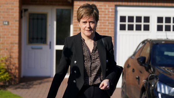  نيكولا ستورجن