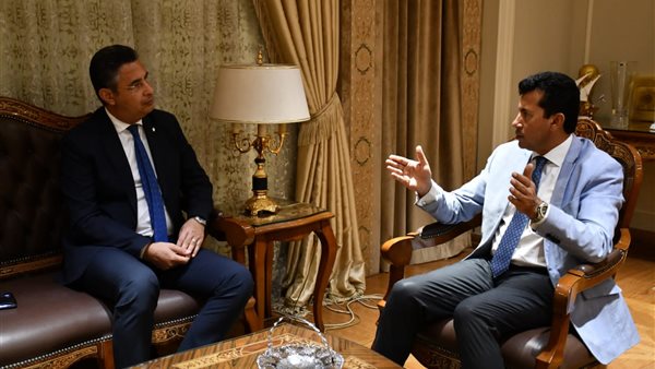 جانب من اللقاء