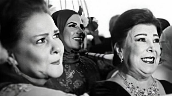 دلال عبد العزيز 