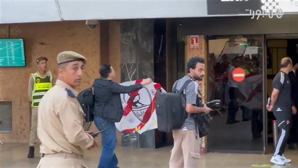 لاعبي الأهلي 