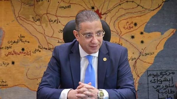  الدكتور أحمد الأنصاري