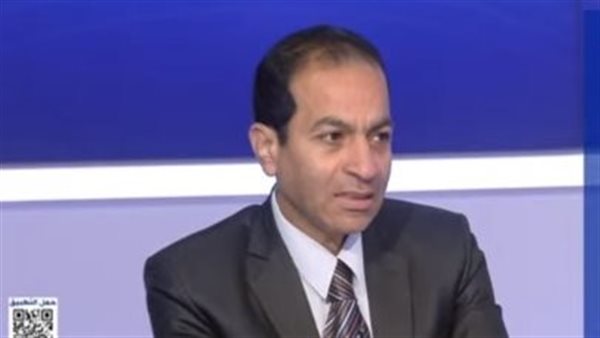 الدكتور هشام إبراهيم