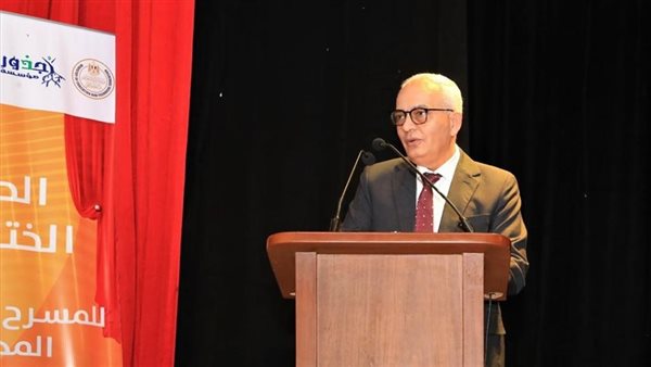 رضا حجازي وزير التعليم