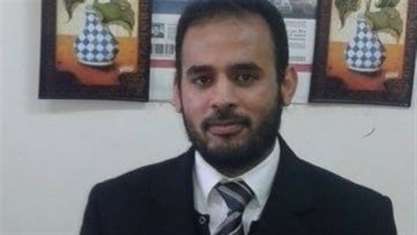 الدكتور أحمد أبو