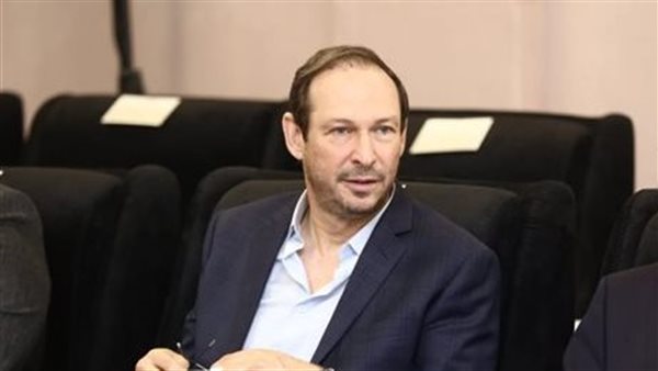  أيمن الشيوي