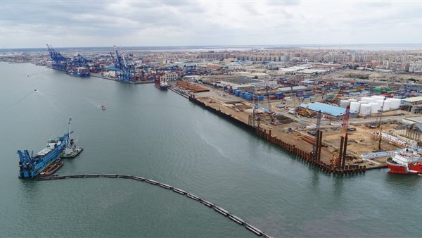 قناة السويس