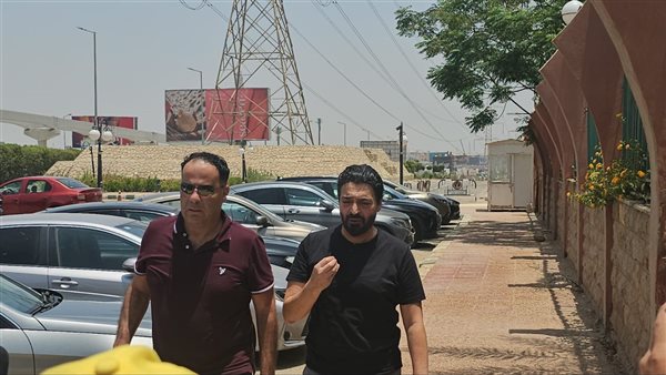 حميد الشاعري خلال