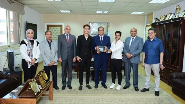 صورة من الحدث