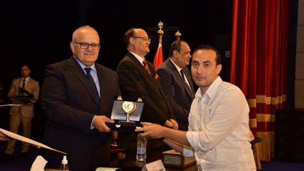 جانب من التكريم 