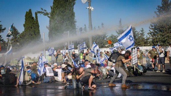 جانب من الحدث