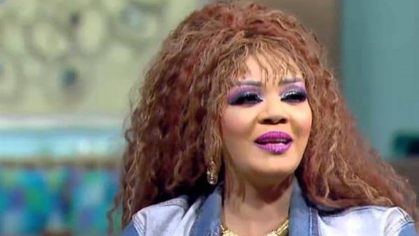 الفنانة جواهر