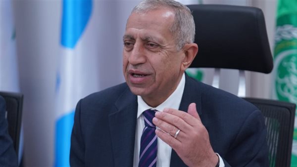  الدكتور إسماعيل