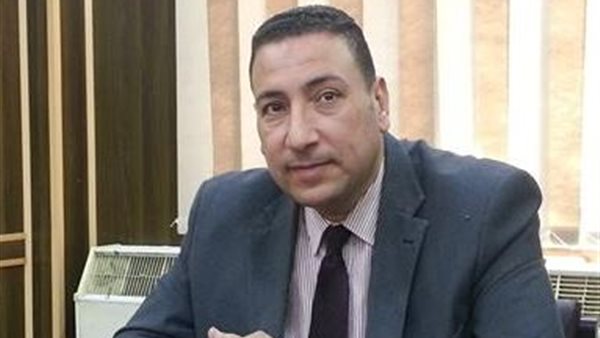 نقيب الصيادلة السابق