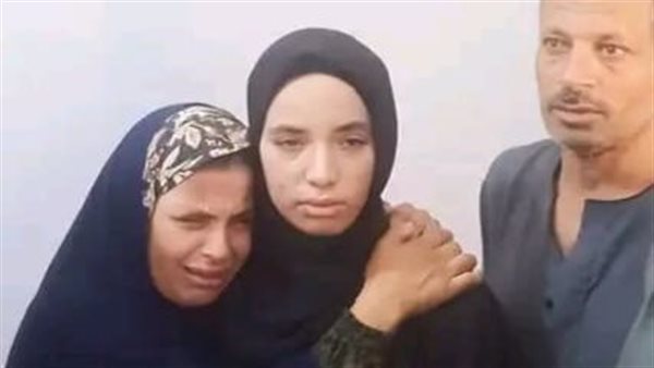 الطالبة اسلام 