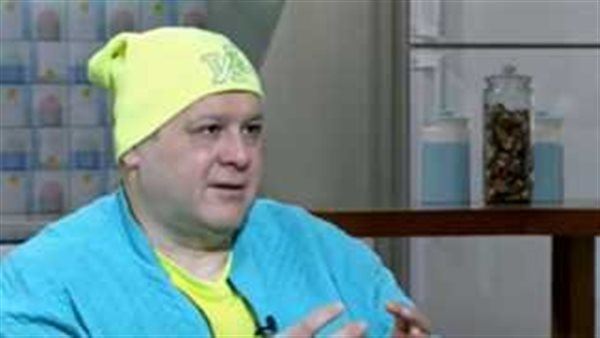  الفنان عمرو يسري