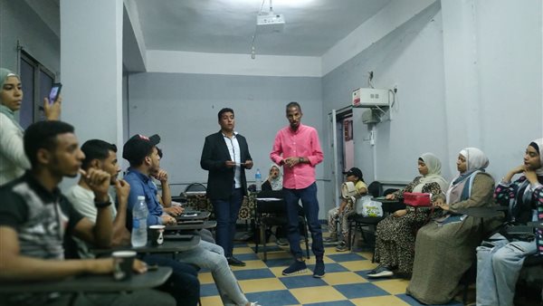 جانب من اللقاء