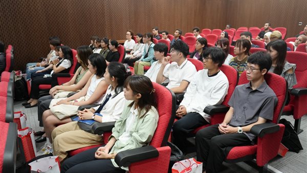 صورة من الحدث