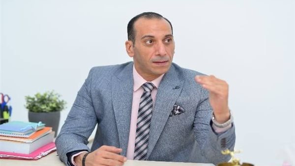  الدكتور محمد فاروق