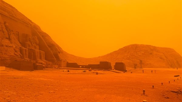  العاصفة الترابية