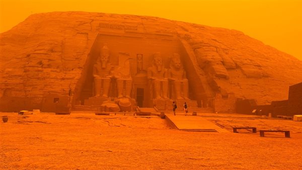 موعد العاصفة الترابية..