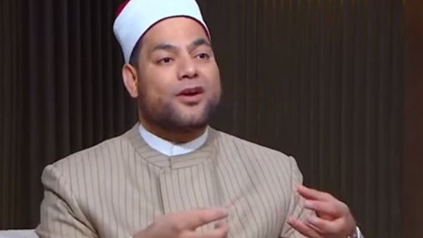 الدكتور مصطفى عبد