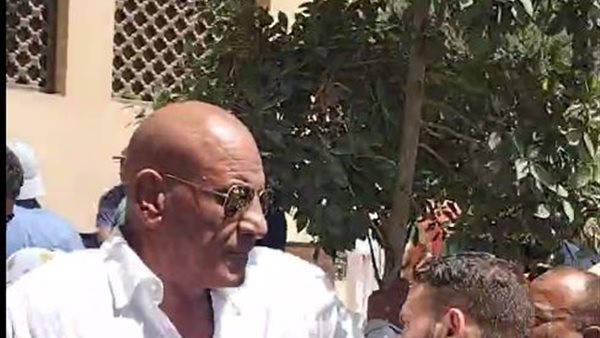 محمد لطفى بالجنازة