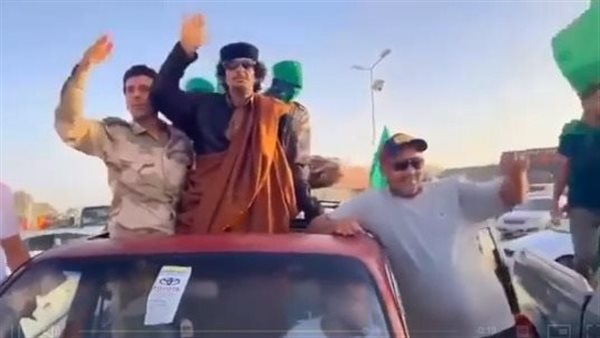 شبيه معمر القذافى