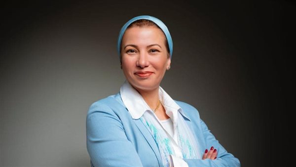وزيرة البيئة